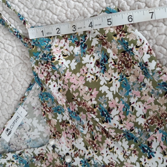 Cupshe Large Floral Pearl Button Spaghetti Strap Dress - Picture 11 of 17